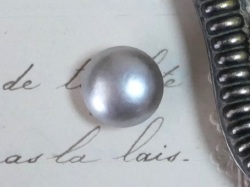 フランスヴィンテージシルバーフェイクパールボタン（直径1.0cm）