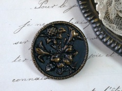 フランスアンティークフラワーデザインメタルボタンE