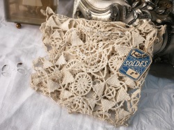 フランスヴィンテージ三角モチーフレース 11枚セット