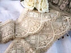 フランスアンティ―クハンドメイドボビンレース Q（カット販売）