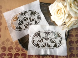 アンティークカットクロス刺繍レースモチーフ2枚セットB