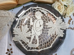 アンティークポワンドヴェニスレースドイリー