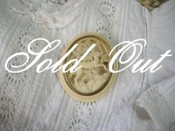 フランスセルロイド透かし細工ブローチ(Deer)