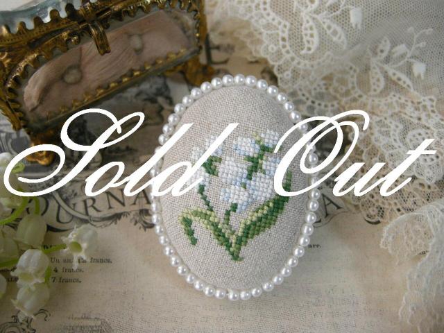 ハンドメイド / リネン布小物Cherir / すずらん刺繍とパール