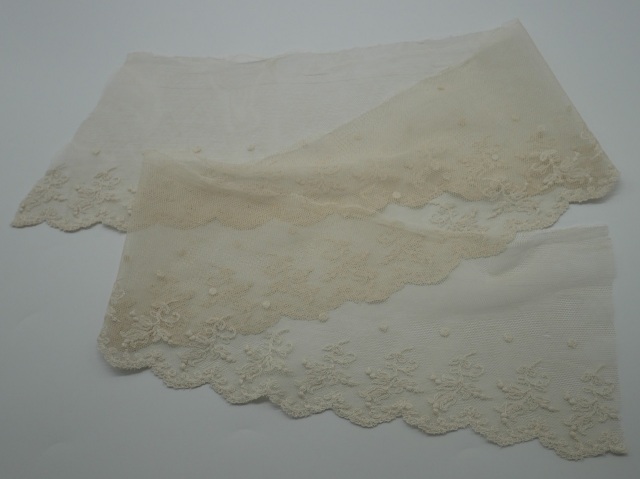 フランス購入　アンティーク　レースクロス　スカラップ フランス購入 アンティーク レースクロス スカラップ