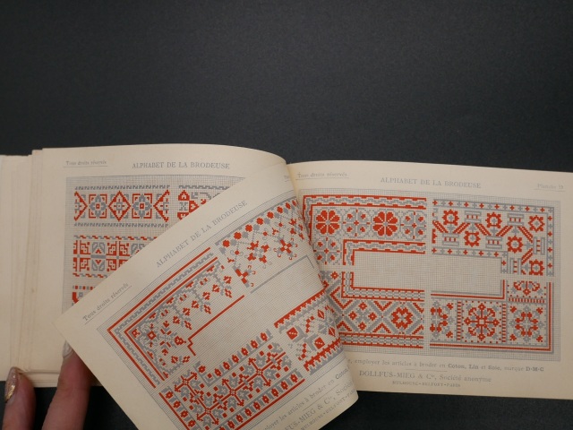 ★フランスアンティーク/手芸/刺繍/レース編物/雑誌5冊セット★実物大型紙/図案 フランスアンティーク洋書 DMC 手芸百科事典 刺繍・レース技法