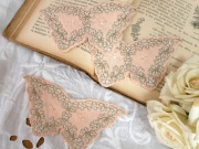 ヴィンテージ刺繍入りモチーフパーツ