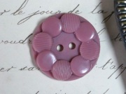 フランスアンティークプラスチックボタン（フラワーシェイプモーブピンクL/L072）