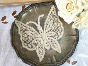 フランスアンティークハンドメイドボビンレースパピヨンモチーフA (11cmX10cm)