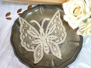 フランスアンティークハンドメイドボビンレースパピヨンモチーフB (11cmX10cm)