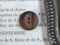 フランスヴィンテージガラリスミニブラウンボタンSS（直径1.2cm）