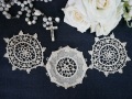 フランスアンティークギピュールレースモチーフと刺繍モチーフの3連モチーフB