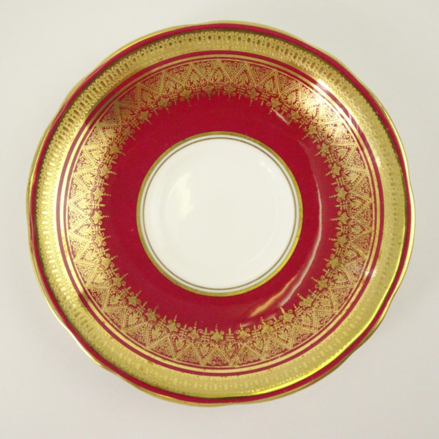 Aynsley China - アンティーク　エインズレイ　手描き　金色装飾の美しいカップ・ソーサーセット Aynsley China - アンティーク エインズレイ 手描き 金色装飾の