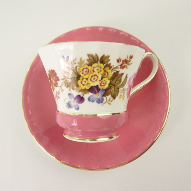 エインズレイ カップ ソーサー