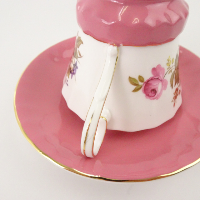 Aynsley China - 【エインズレイ】美品　英国　ビンテージ　ピンク　バラ　金彩 カップ＆ソーサー エインズレイ Aynsley 英国 ティーカップ カップ＆ソーサー 陶器