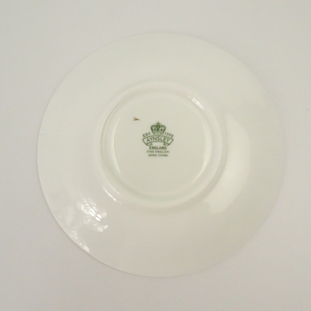 エインズレイ カップ ソーサー