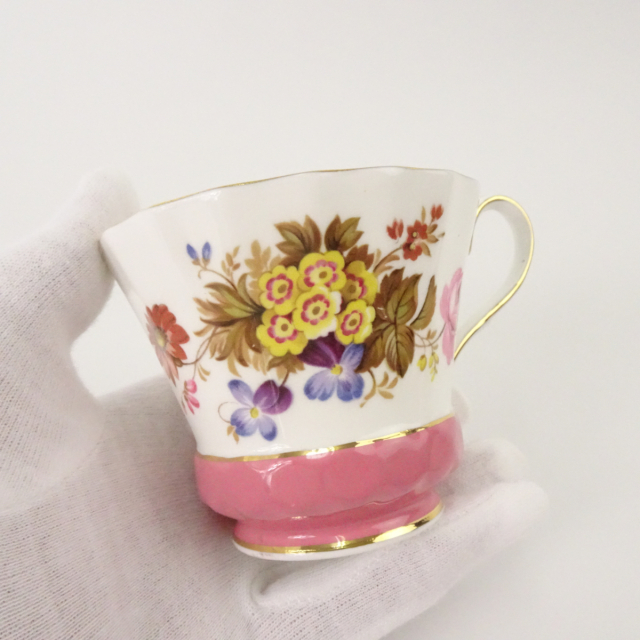 エインズレイ カップ ソーサー