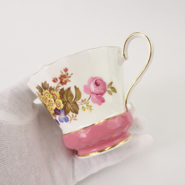 エインズレイ カップ ソーサー