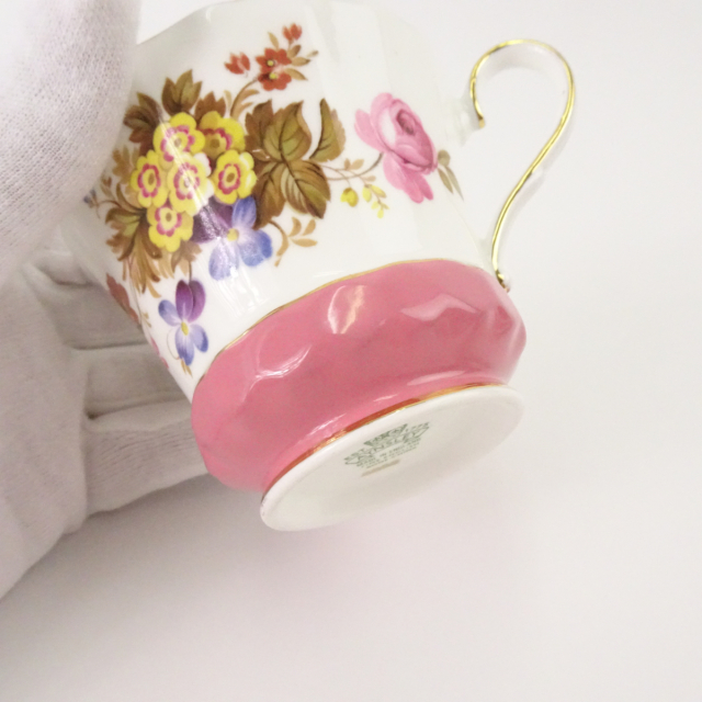 エインズレイ カップ ソーサー