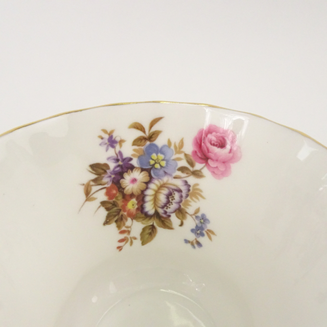 エインズレイ カップ ソーサー