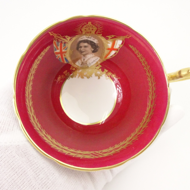 エインズレイ ティーカップ＆ソーサー コロネーション