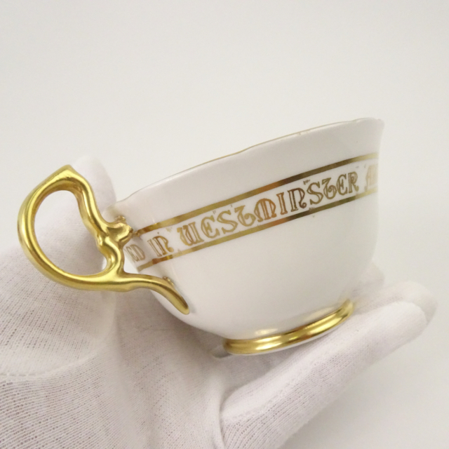 エインズレイ ティーカップ＆ソーサー コロネーション