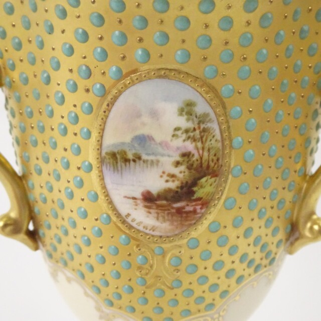 コールポート ビーディング 花瓶 壺
