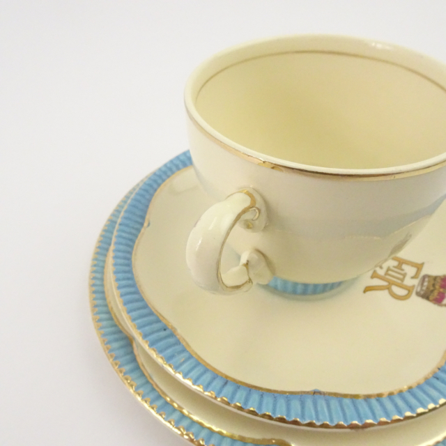 エリザベス女王 記念カップ 戴冠式　