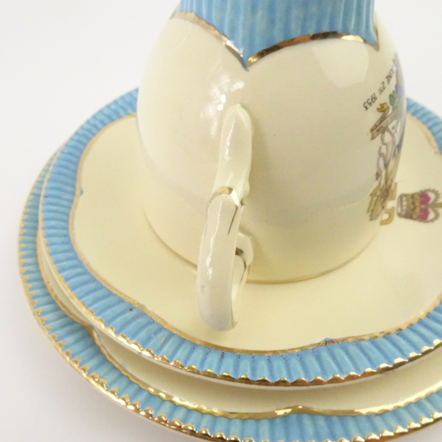 エリザベス女王 記念カップ 戴冠式　