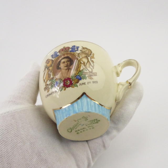 エリザベス女王 記念カップ 戴冠式　