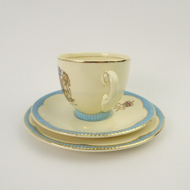 エリザベス女王 記念カップ 戴冠式　