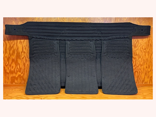 ブラック達磨「影」