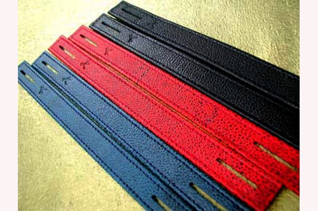 牛革本漆塗り 面乳革