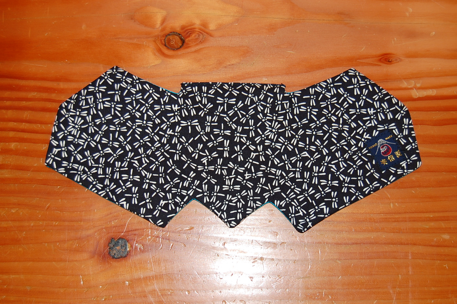 トンボ柄コーモリ(アゴ汗取)