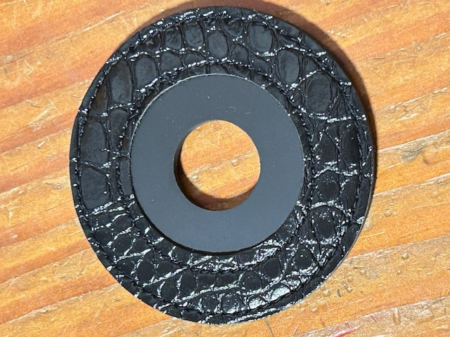 クロコダイル風鍔止