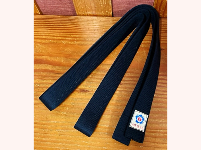 フジダルマ 合気道 黒帯