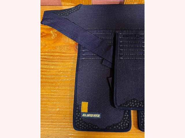 AJP4mm XL 垂