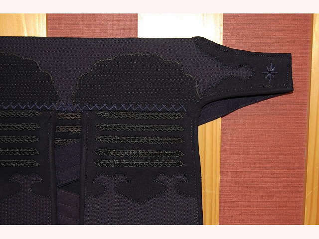 AJP4mm XL 垂