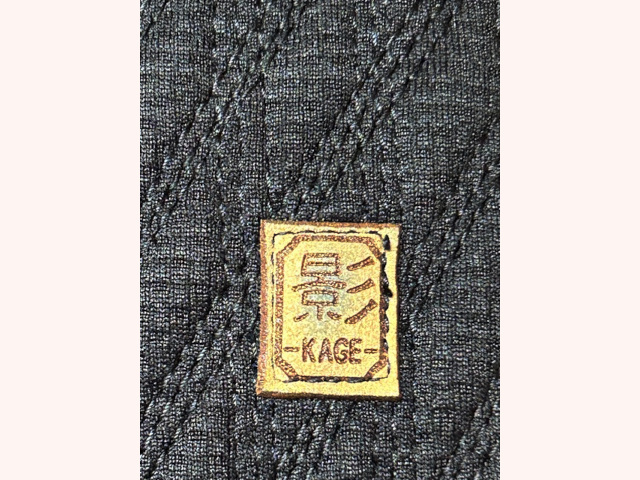 ブラック達磨「影」