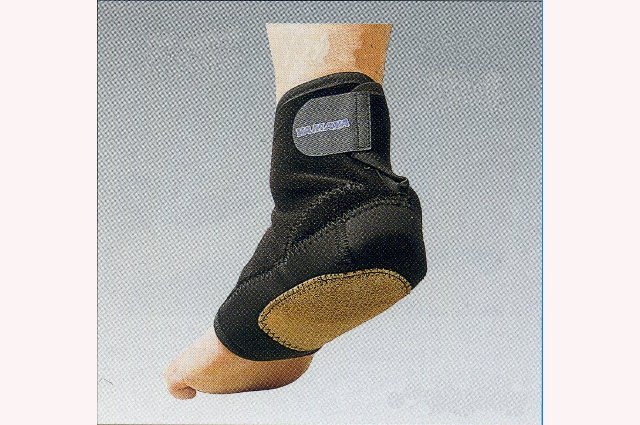 かかとサポーター　ネオガード