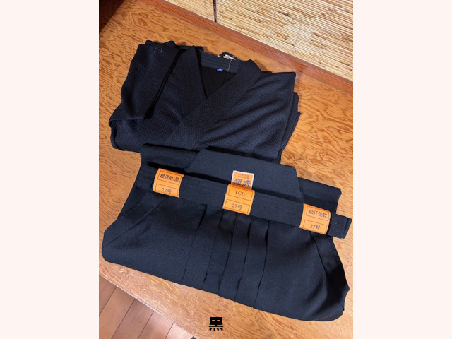 オレンジ達磨（黒）