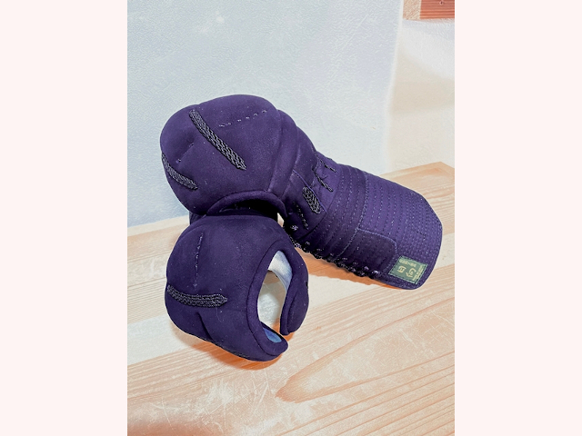 日向 紺革甲手