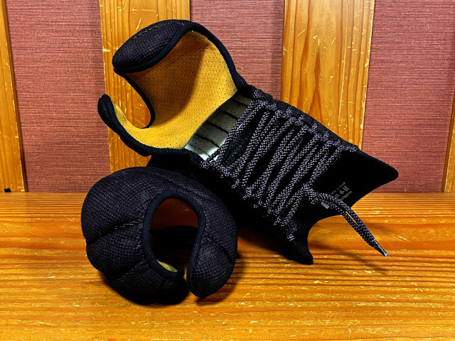 西都 甲手　格子刺