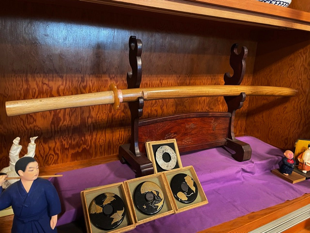 旧家蔵出し品　赤茶色　蝋色塗り　大刀の鞘　刀装具　武具 旧家蔵出し品 赤茶色 蝋色塗り 大刀の鞘 刀装具 武具 黒蝋