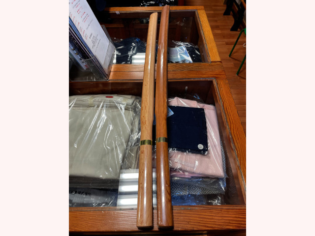 赤樫素振り木刀