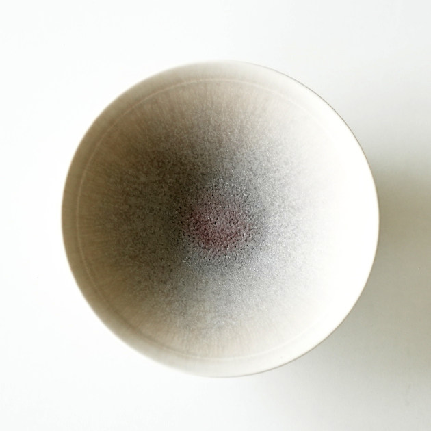 永草陽平　煌彩磁平鉢（霞色）