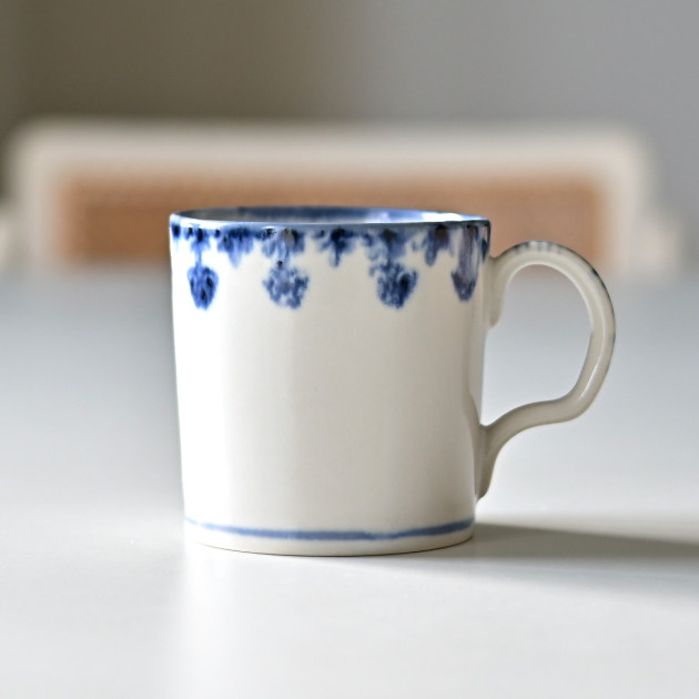 ヨシノヒトシ　青彩コーヒーカップ（A）