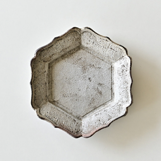 渡辺信史　綾花亀甲向付（炭白）