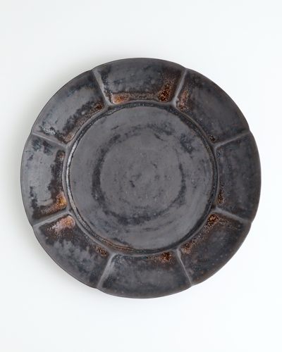 久野靖史　輪花皿（黒・22cm）