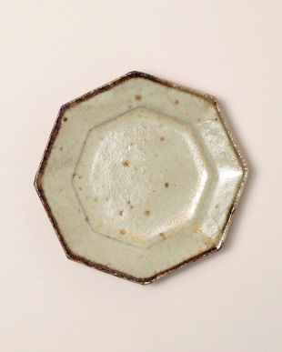大沼道行　ワラ灰釉八角皿（S）